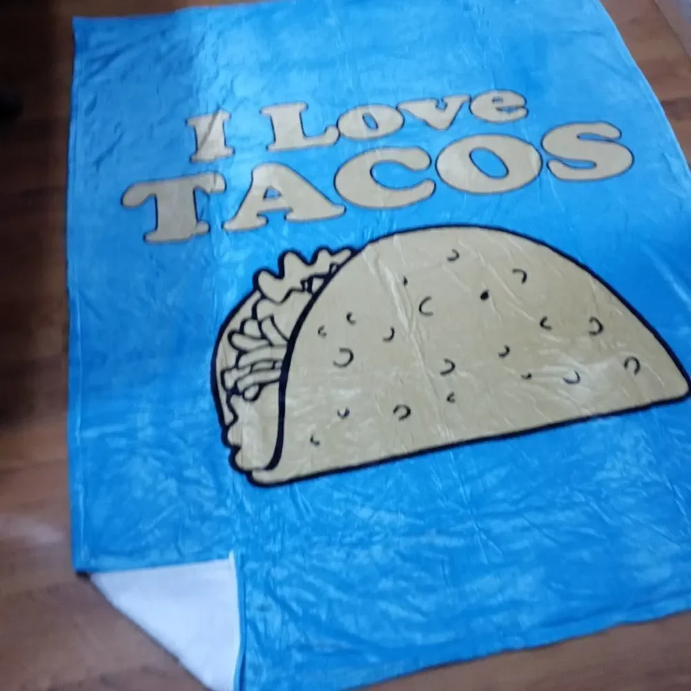 I Love Tacos Throw Blanket